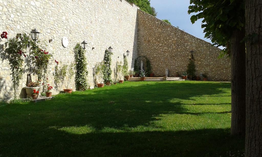 Relais Al Convento Affittacamere Campello sul Clitunno Esterno foto