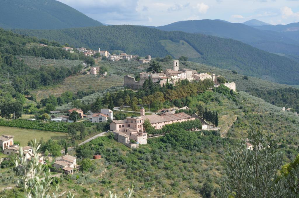 Relais Al Convento Affittacamere Campello sul Clitunno Esterno foto